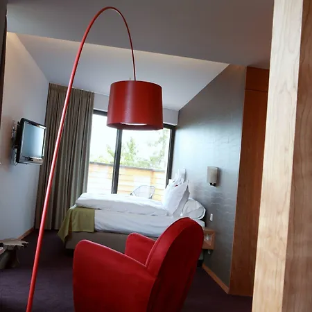 Hotel The Seven 4*